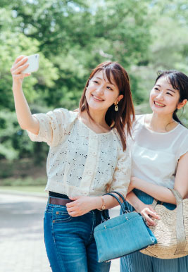 気のおけない友人と巡る大人女子旅